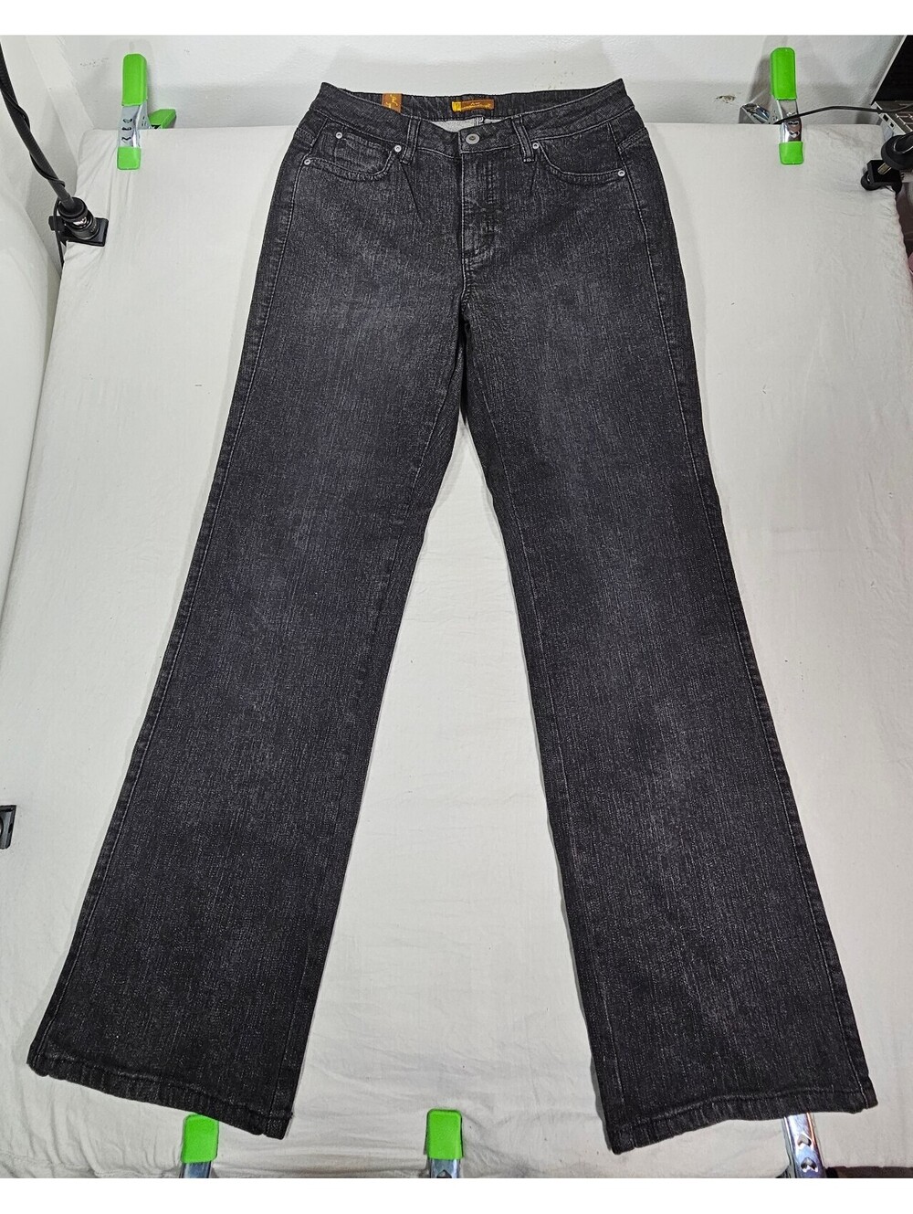 NWT Aura Wrangler Jeans Womens 10R SHT Black Bootcut Reg Rise Stretch Western